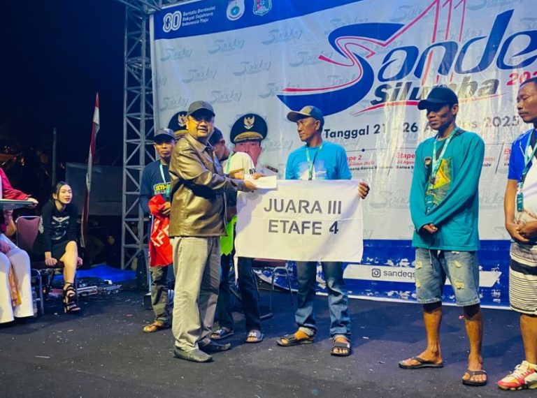 Agustus 25 hadiah sandeq silumba