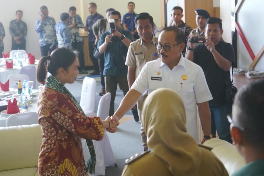 agustus 26 wamen ri sandeq silumba